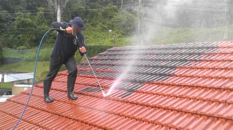Limpieza del techo a alta presión: pérdida de estanqueidad.